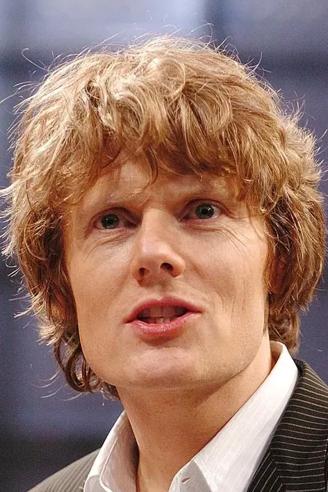 Julian Rhind-Tutt