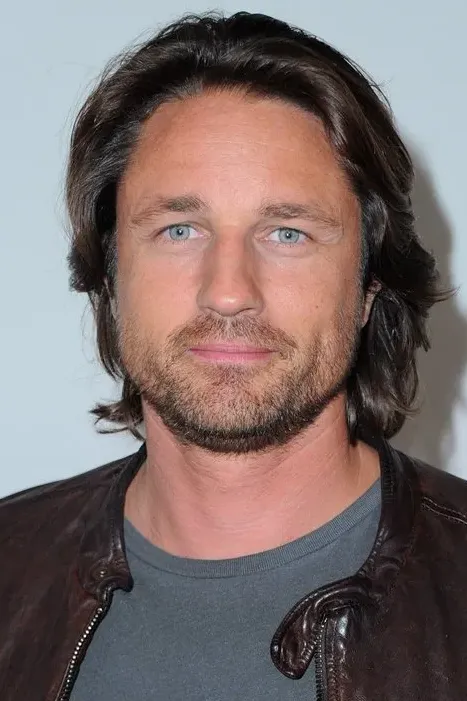 Martin Henderson