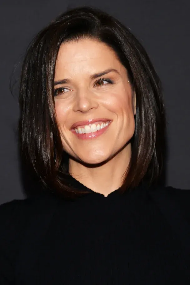 Neve Campbell