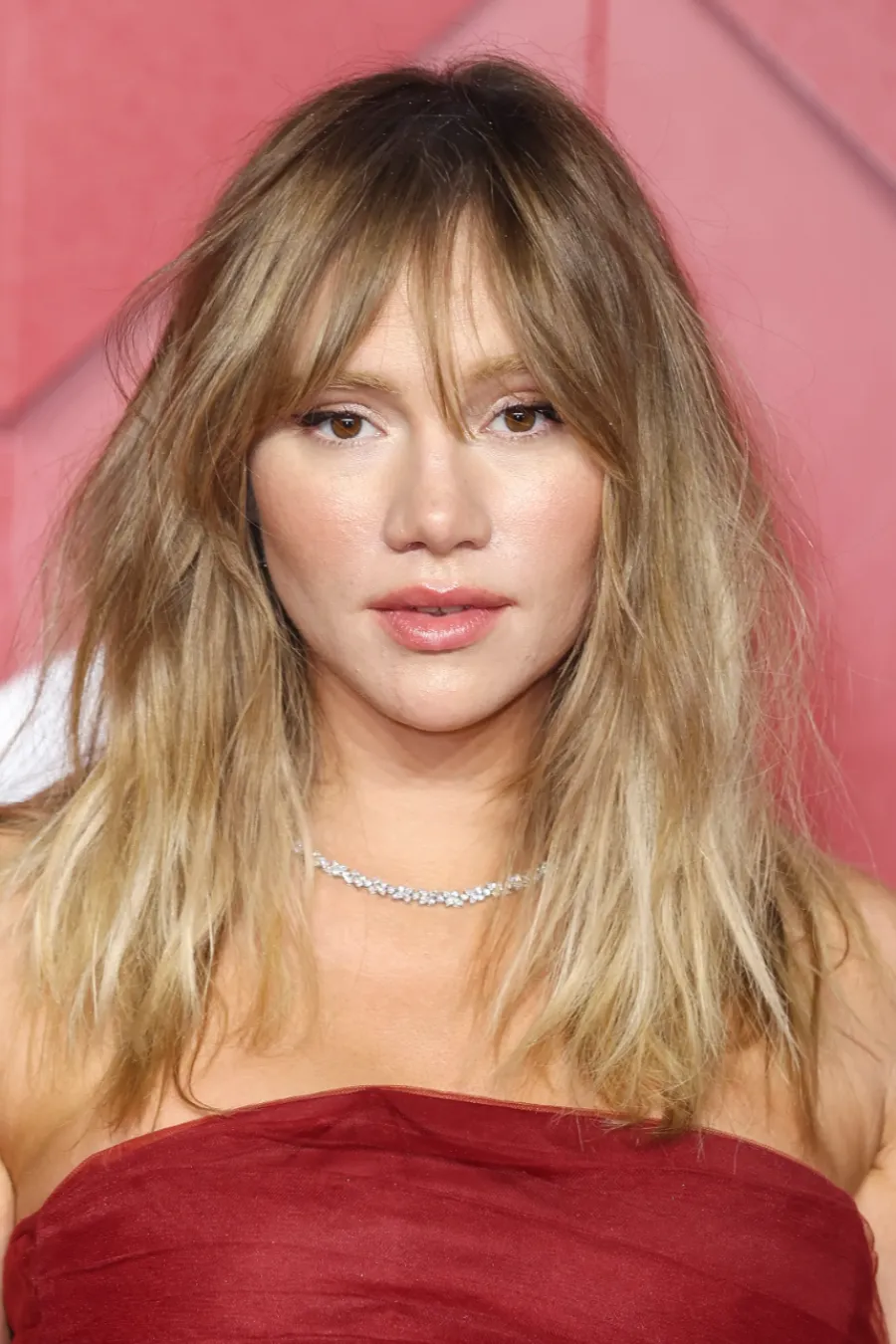 Suki Waterhouse