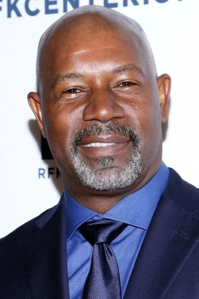 Dennis Haysbert