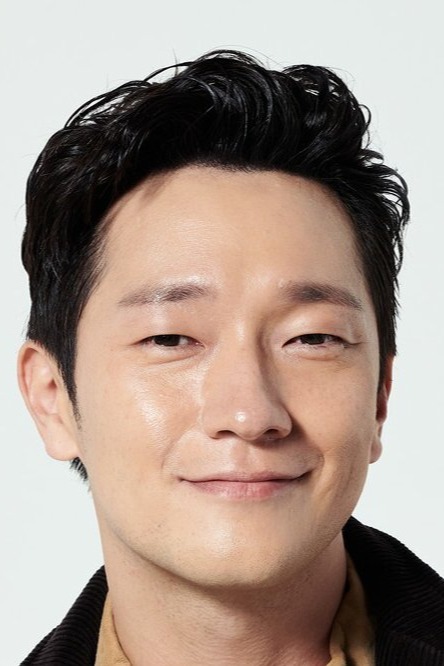 Son Suk Ku